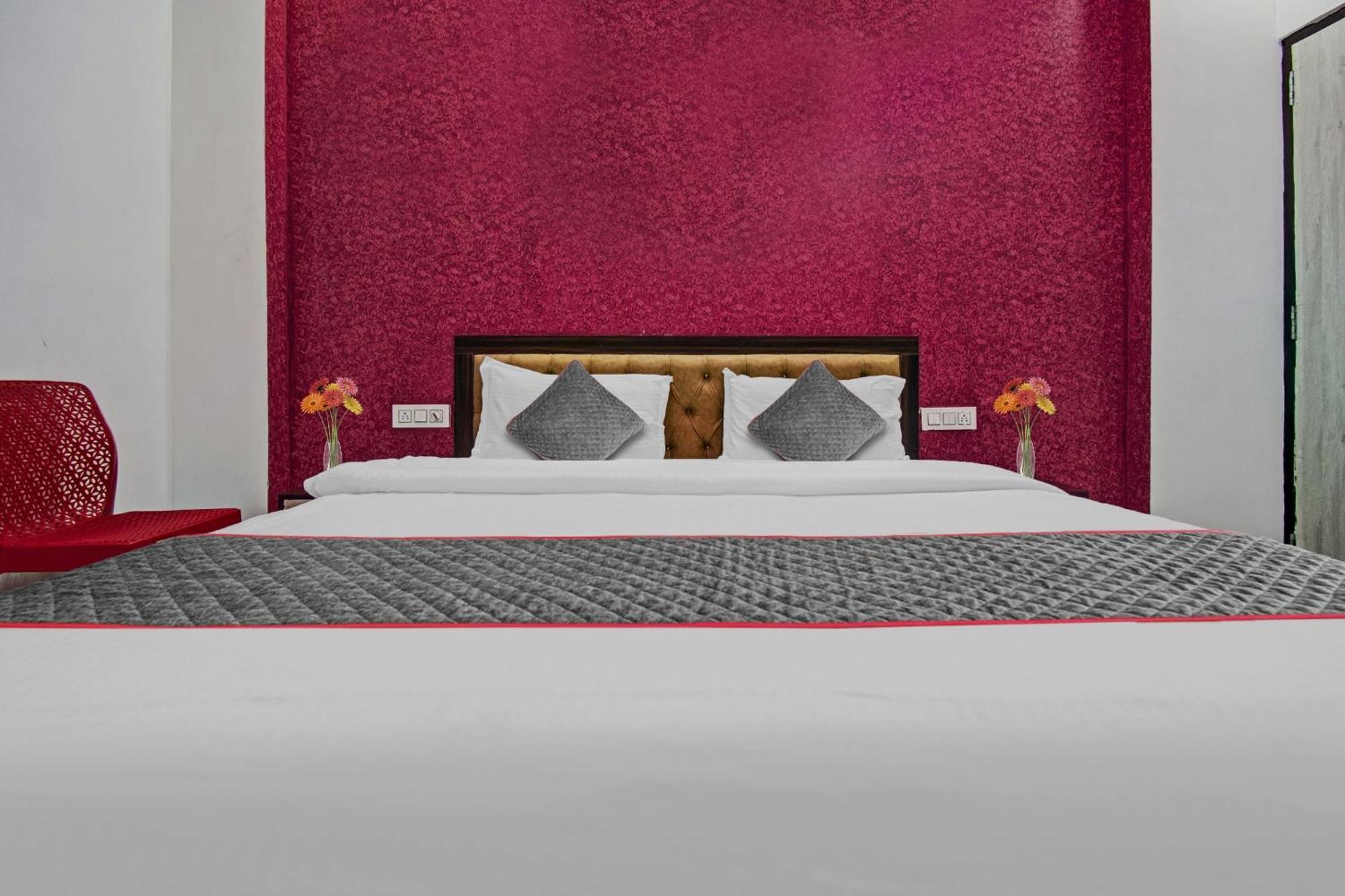 Townhouse The Lotus Hotel Jaipur Ngoại thất bức ảnh