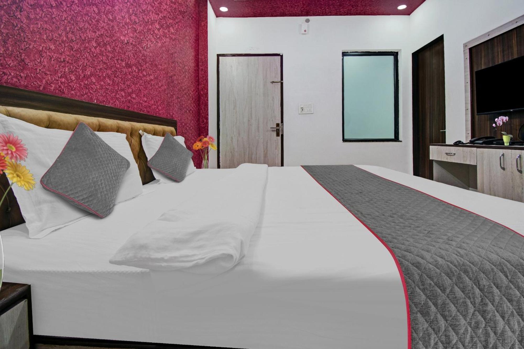 Townhouse The Lotus Hotel Jaipur Ngoại thất bức ảnh